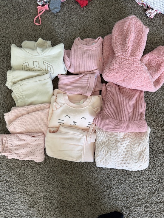 GAP Other - Baby girl 11 piece Gap mixed bundle